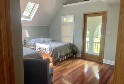 Edgewood Pointe Paradise on Millionaires Row - Alexandria Bay, New York