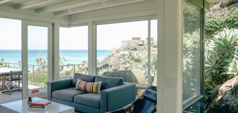 Sweeping Postcard Views of the Mokulua Islands - Kailua, Hawaii