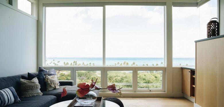 Sweeping Postcard Views of the Mokulua Islands - Kailua, Hawaii