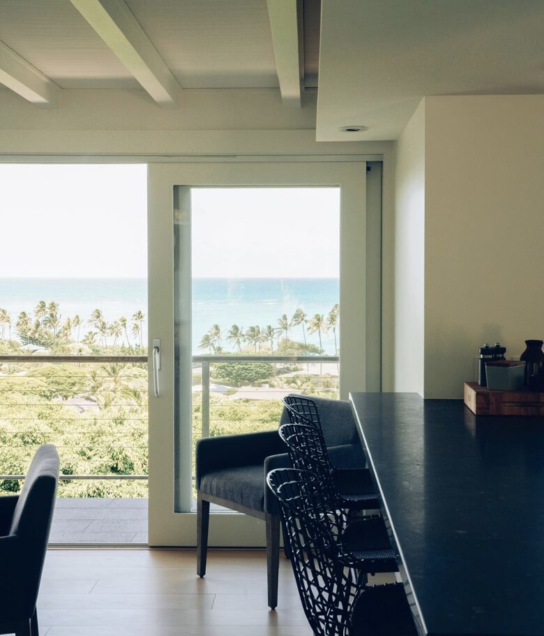 Sweeping Postcard Views of the Mokulua Islands - Kailua, Hawaii