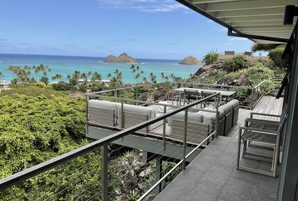 Sweeping Postcard Views of the Mokulua Islands - Kailua, Hawaii