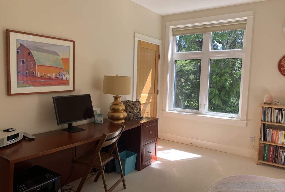 desk area in second bedroom