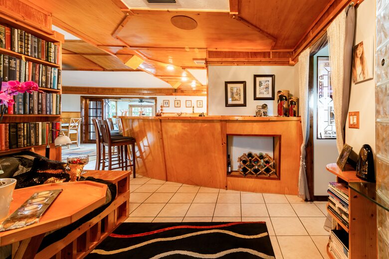 Unique Art Deco Waterfront Getaway - Marco Island, Florida