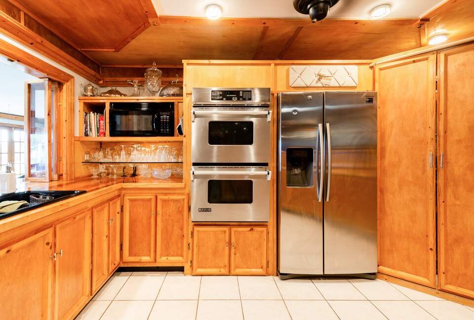 Unique Art Deco Waterfront Getaway - Marco Island, Florida