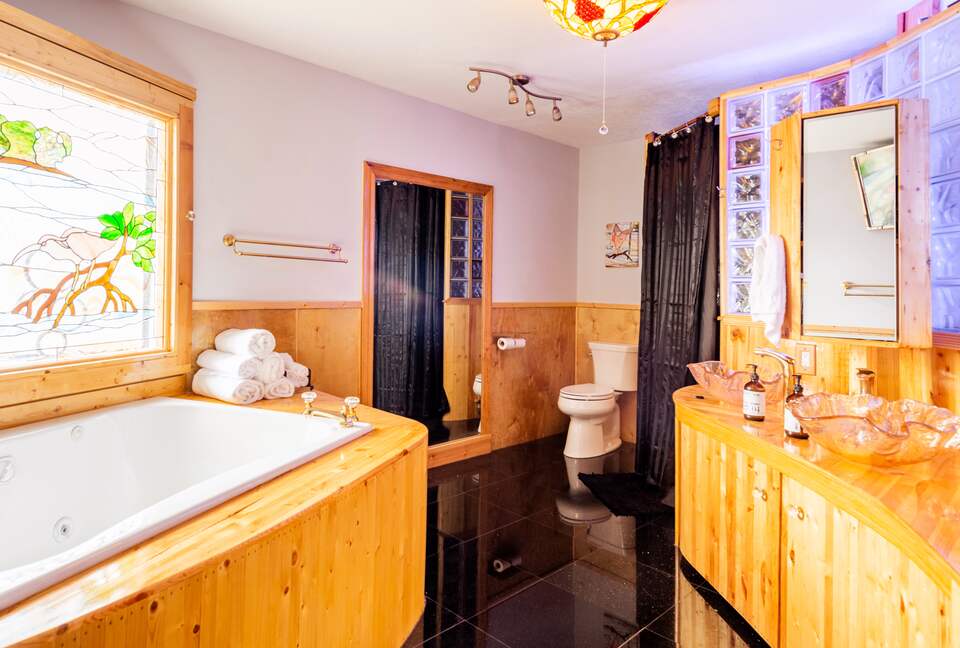 Unique Art Deco Waterfront Getaway - Marco Island, Florida