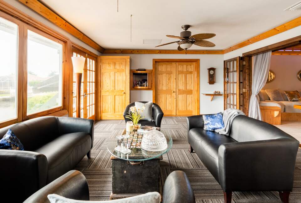 Unique Art Deco Waterfront Getaway - Marco Island, Florida