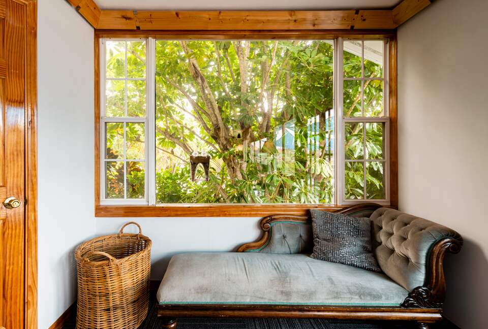 Unique Art Deco Waterfront Getaway - Marco Island, Florida