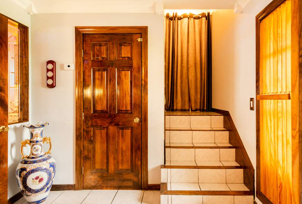 Unique Art Deco Waterfront Getaway - Marco Island, Florida