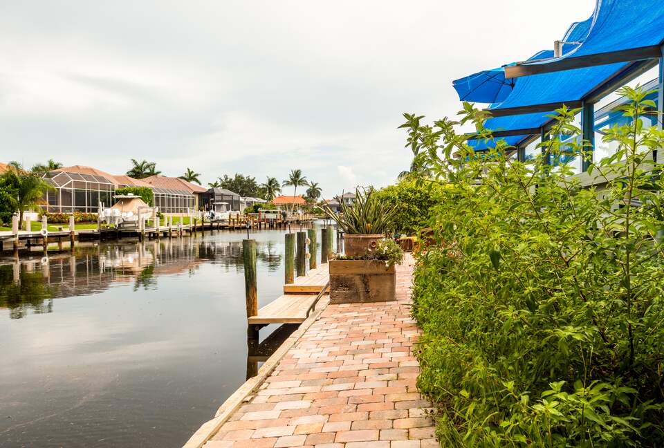 Unique Art Deco Waterfront Getaway - Marco Island, Florida