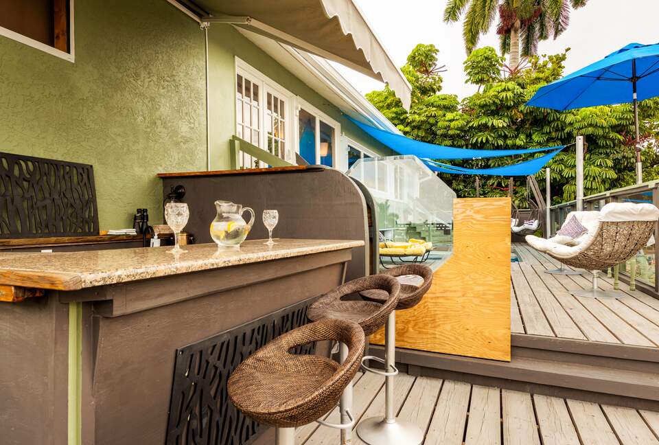 Unique Art Deco Waterfront Getaway - Marco Island, Florida