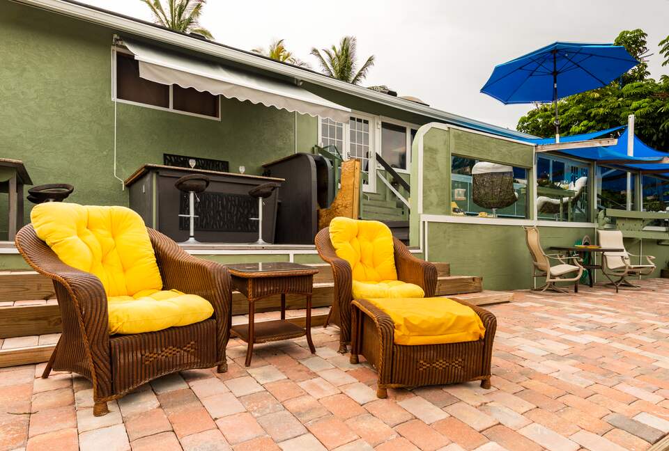 Unique Art Deco Waterfront Getaway - Marco Island, Florida