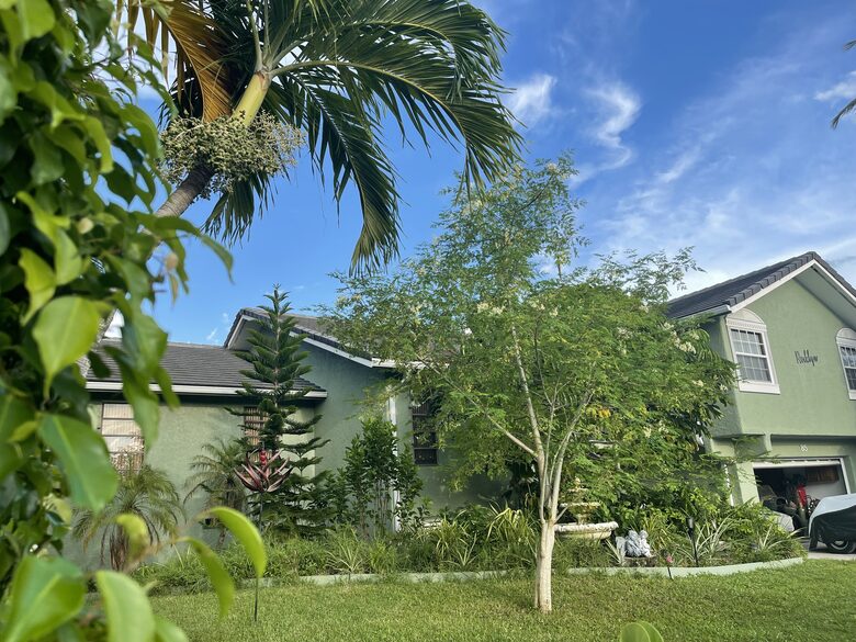 Unique Art Deco Waterfront Getaway - Marco Island, Florida