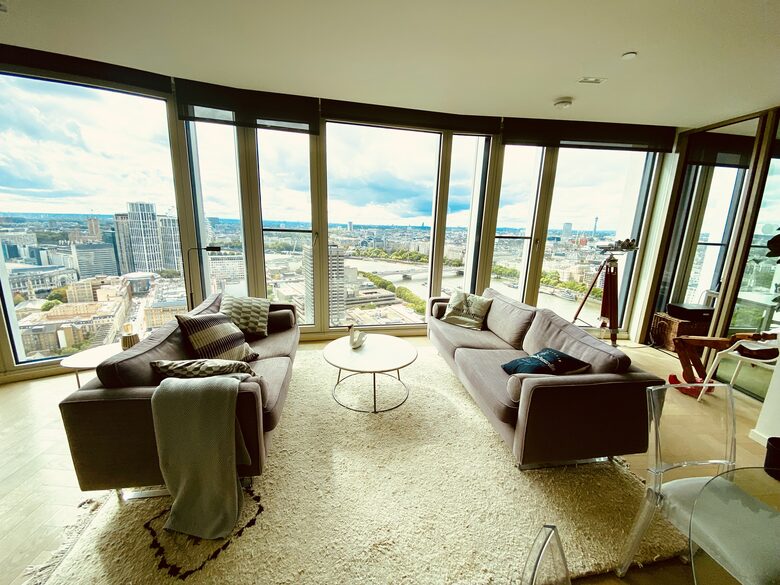 Iconic South Bank Tower Luxury Apartment - London, United Kingdom