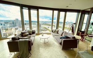 Iconic South Bank Tower Luxury Apartment - London, United Kingdom