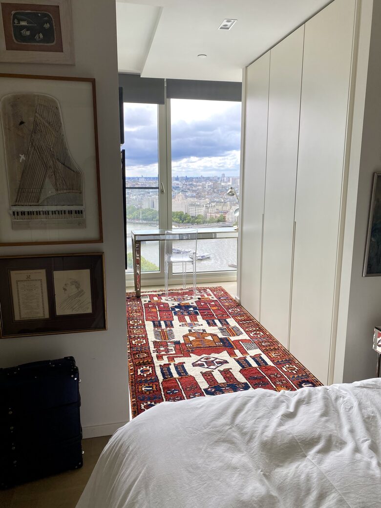 Iconic South Bank Tower Luxury Apartment - London, United Kingdom