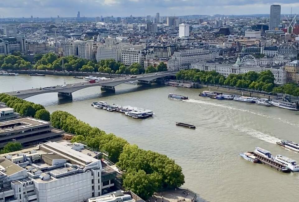 Iconic South Bank Tower Luxury Apartment - London, United Kingdom