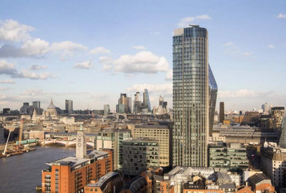 Iconic South Bank Tower Luxury Apartment - London, United Kingdom