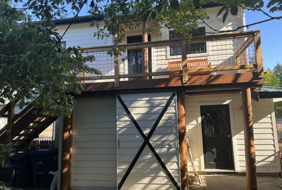 Belfair Waterfront Beach Lodge - Belfair, Washington