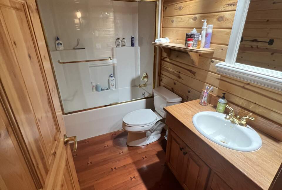 Belfair Waterfront Beach Lodge - Belfair, Washington