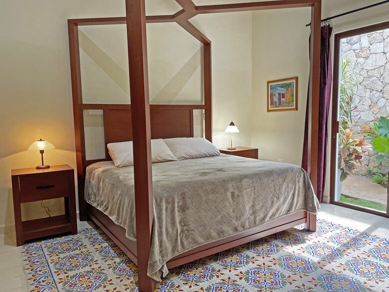 Casa Madreselva - Valladolid, Mexico