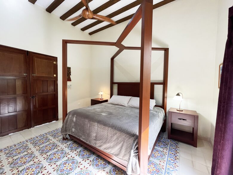 Casa Madreselva - Valladolid, Mexico