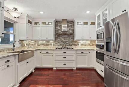 Cozy Lakefront Escape with a Home Theater - Dassel, Minnesota