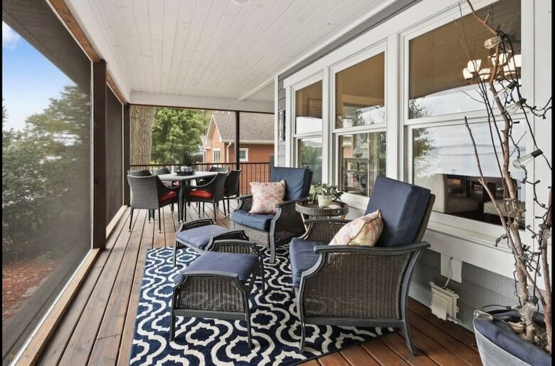 Cozy Lakefront Escape with a Home Theater - Dassel, Minnesota