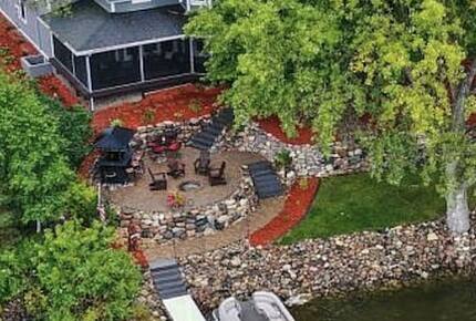 Cozy Lakefront Escape with a Home Theater - Dassel, Minnesota