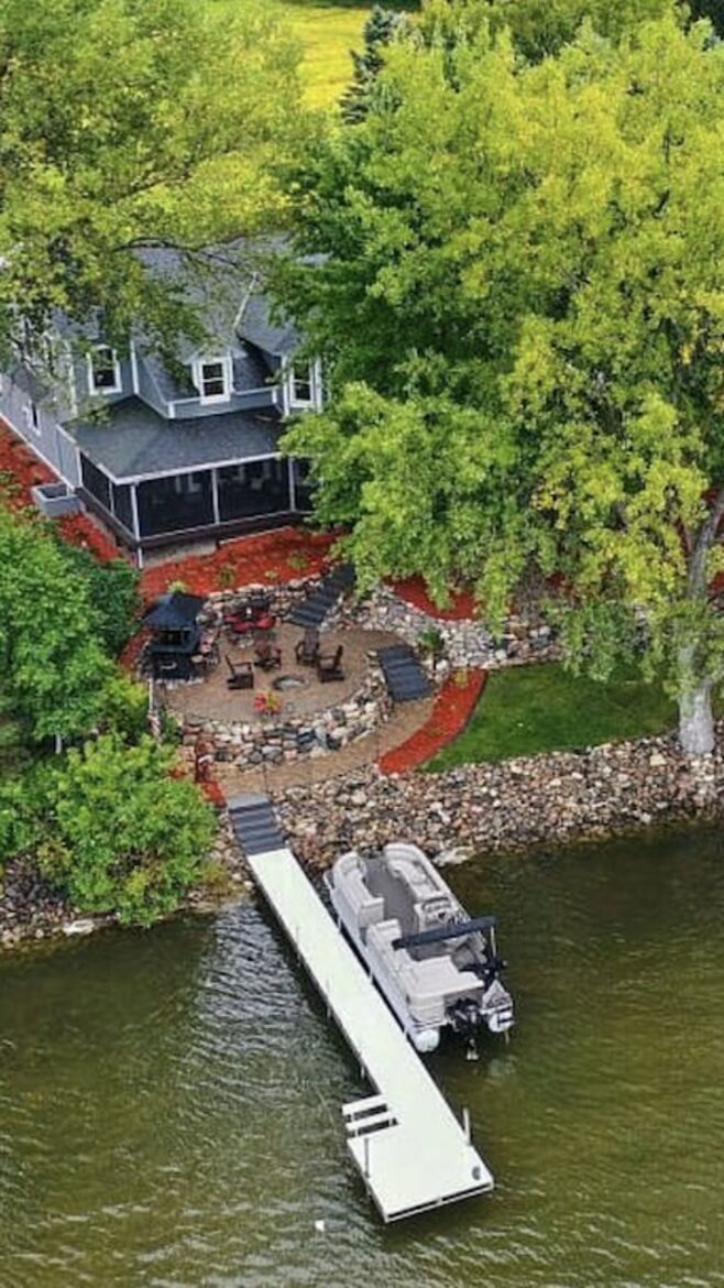 Cozy Lakefront Escape with a Home Theater - Dassel, Minnesota