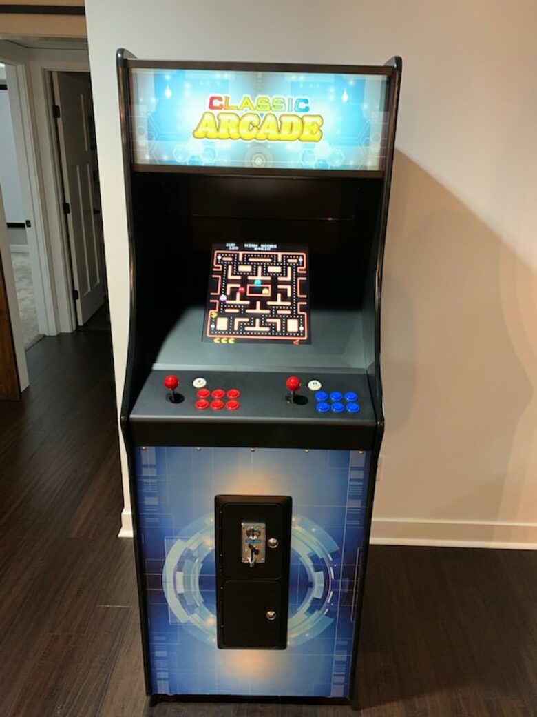 Cozy Lakefront Escape with a Home Theater - Dassel, Minnesota