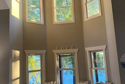 Cozy Lakefront Escape with a Home Theater - Dassel, Minnesota