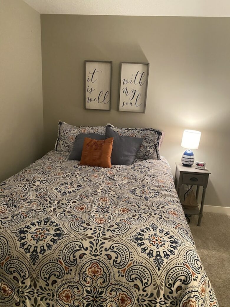 Cozy Lakefront Escape with a Home Theater - Dassel, Minnesota