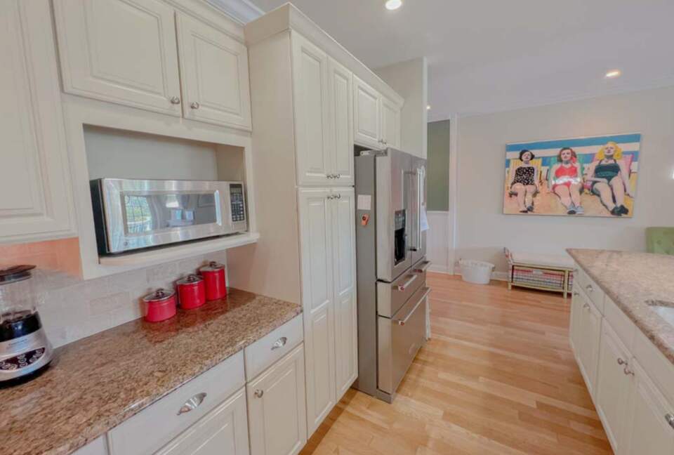 Quaint Townhome In the Heart of Avalon - Avalon, New Jersey