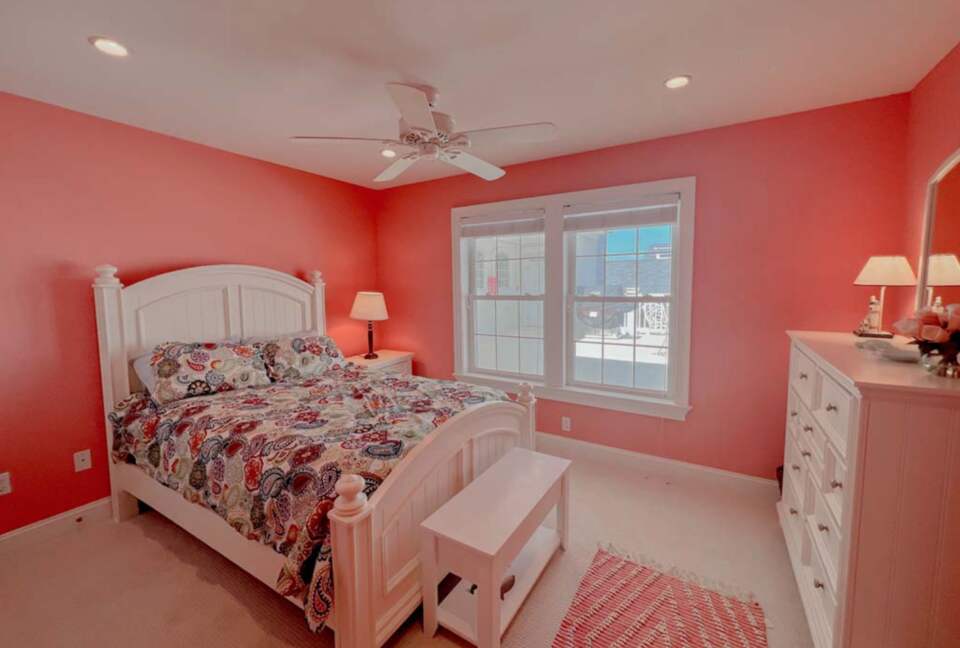 Quaint Townhome In the Heart of Avalon - Avalon, New Jersey