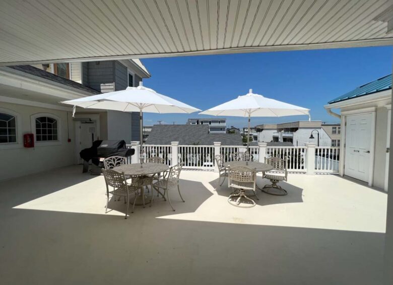 Quaint Townhome In the Heart of Avalon - Avalon, New Jersey