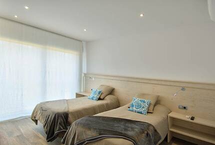 Villa Prat-Xirlo - Calella de Palafrugell, Spain