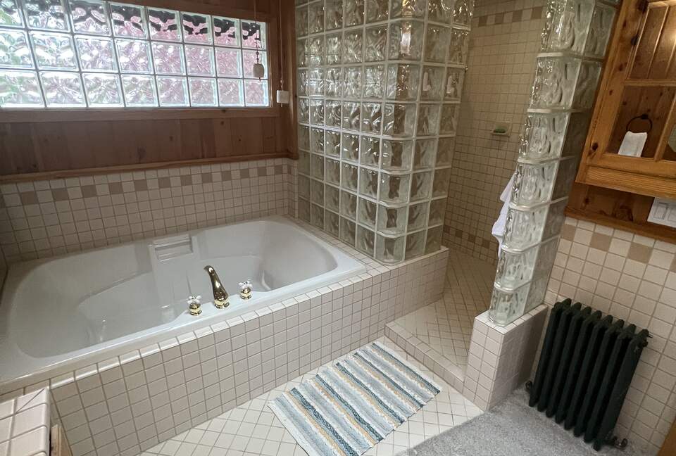 Belfair Waterfront Beach Lodge - Belfair, Washington