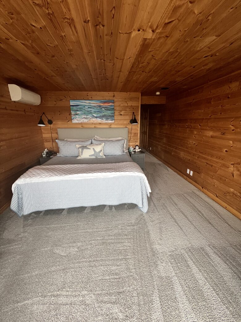 Belfair Waterfront Beach Lodge - Belfair, Washington