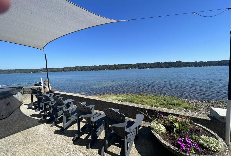 Belfair Waterfront Beach Lodge - Belfair, Washington