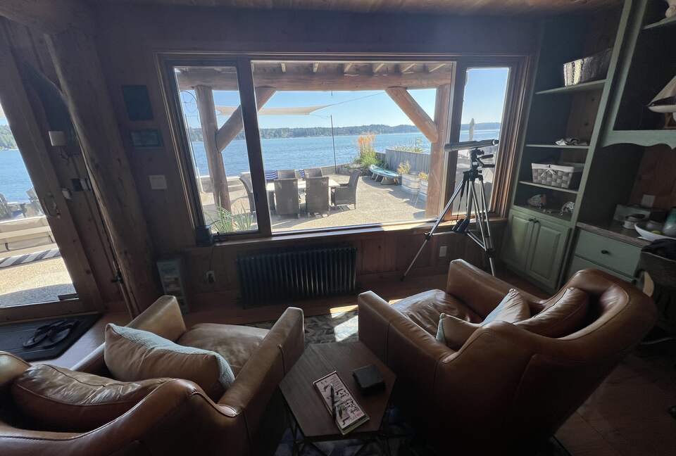 Belfair Waterfront Beach Lodge - Belfair, Washington