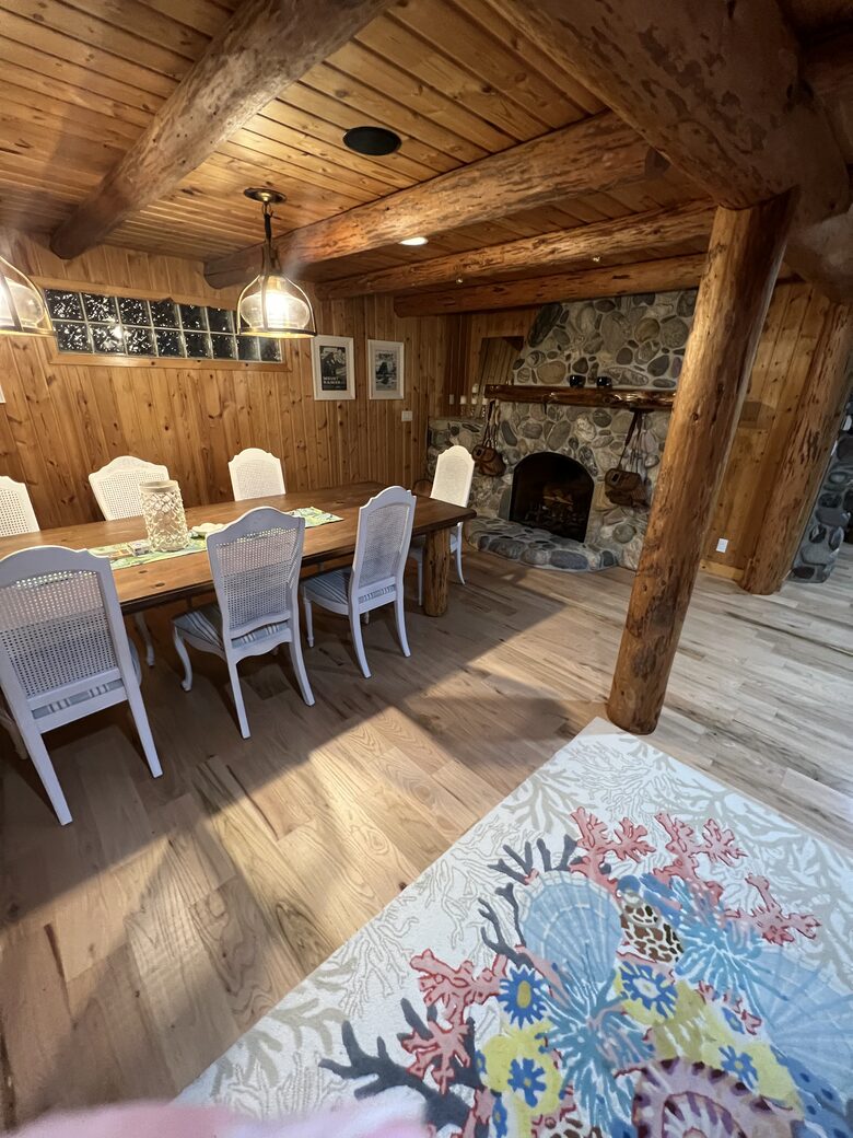 Belfair Waterfront Beach Lodge - Belfair, Washington