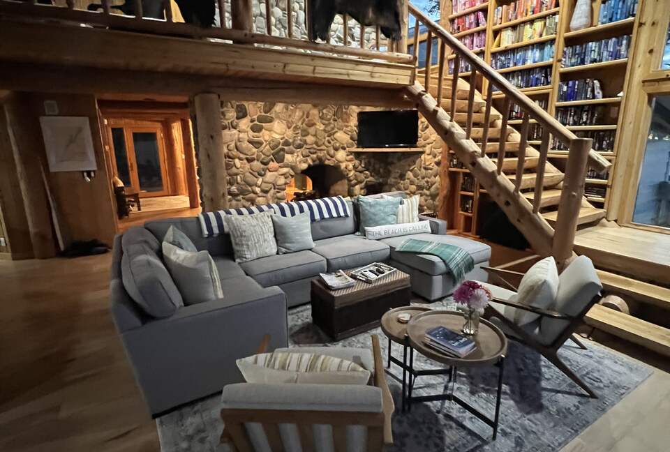 Belfair Waterfront Beach Lodge - Belfair, Washington