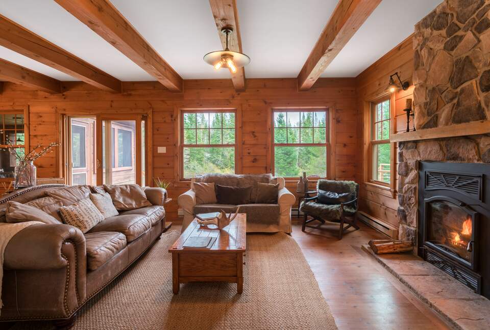 Waterfront Cabin Minutes to Mont Tremblant Ski Resort - Lac-Supérieur, Canada