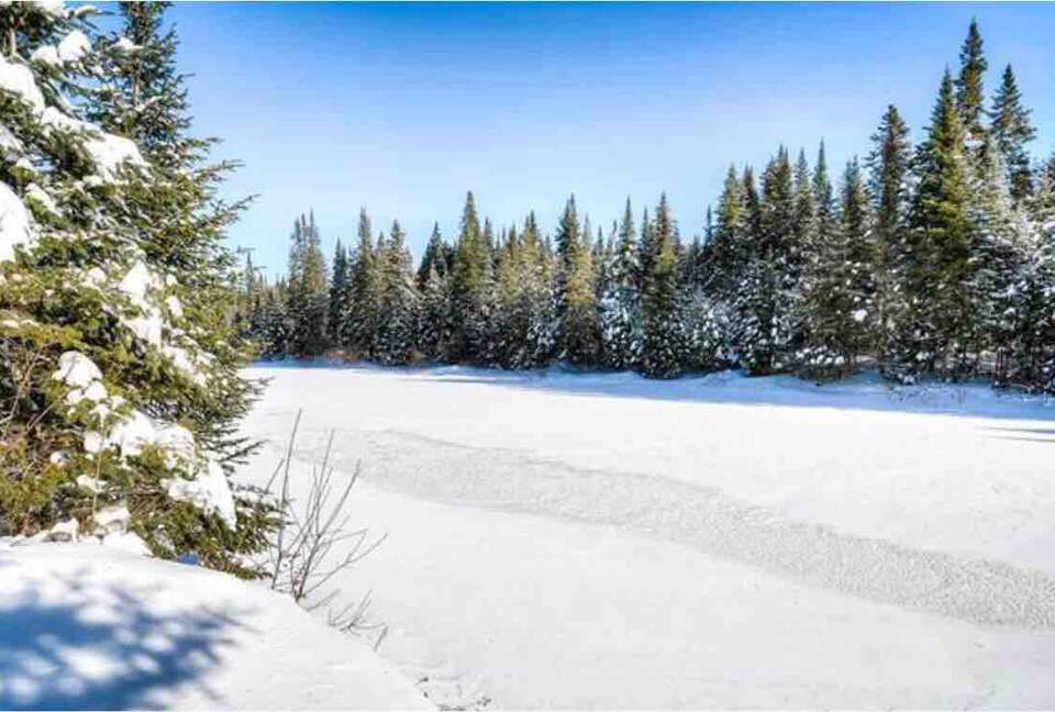 Waterfront Cabin Minutes to Mont Tremblant Ski Resort - Lac-Supérieur, Canada