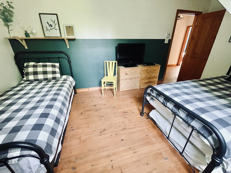 Waterfront Cabin Minutes to Mont Tremblant Ski Resort - Lac-Supérieur, Canada