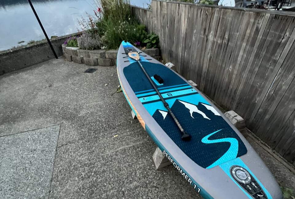 Belfair Waterfront Beach Lodge - Belfair, Washington