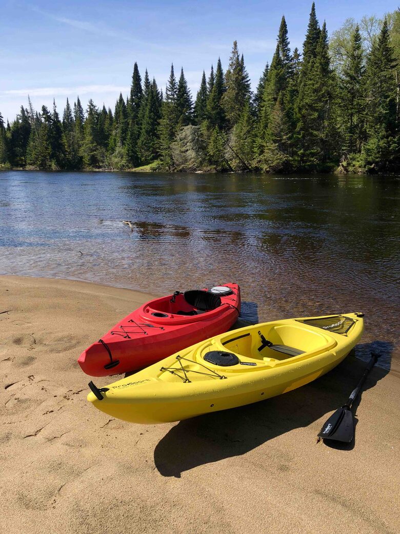 Waterfront Cabin Minutes to Mont Tremblant Ski Resort - Lac-Supérieur, Canada