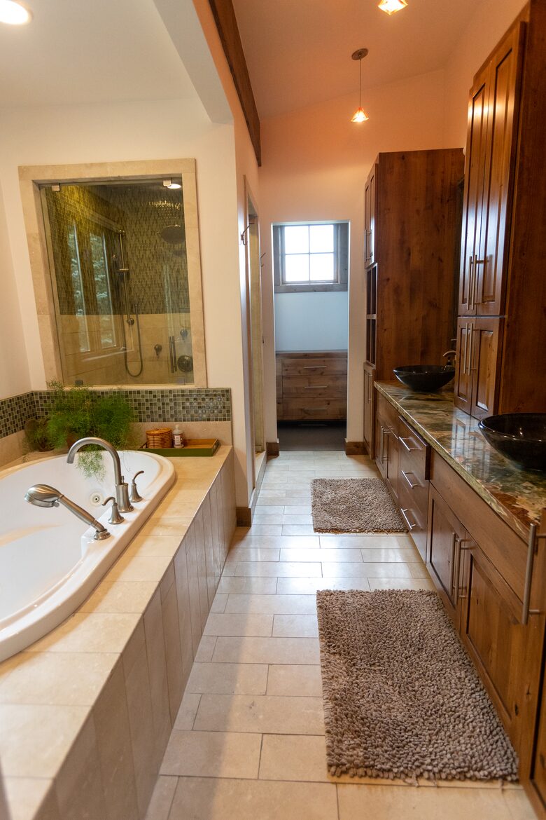 The Aspens Luxury Home - Close to Jackson Hole and Yellowstone South Entrance! - Wilson, Wyoming