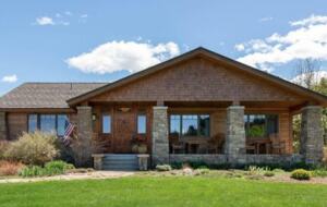 Little Bear Escape In Big Sky Country - Gallatin Gateway, Montana