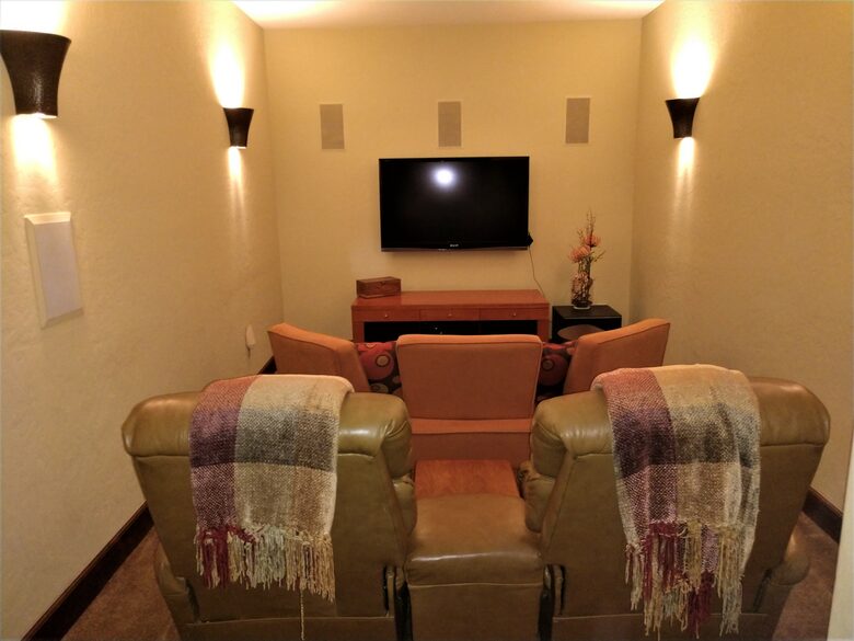 FIRST FLOOR MEDIA ROOM W 55" TV